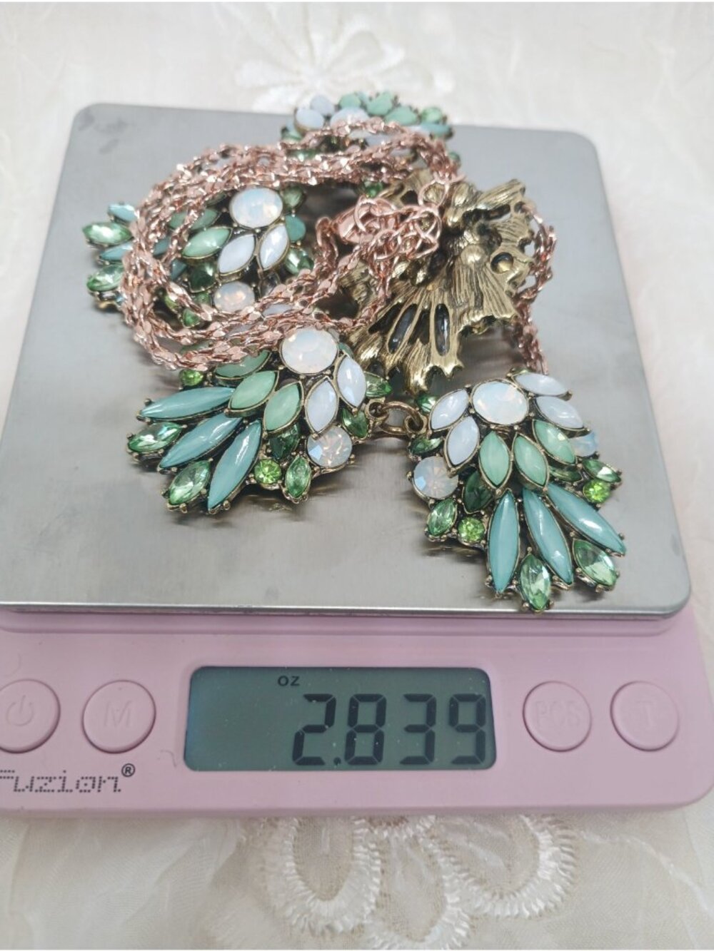 Light Blue Green Bib Faceted Rhinestone Statement Necklace- Rose Gold Tone ~ 18" - Picture 5 of 5
